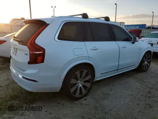 2023 Volvo XC90 Ultimate with VIN YV4062PA0P1926988, listed as a Copart auction lot 72169914 with 26,232 mi miles and Salvage Title. Bid and sale history available at carsss.com. Image 3.