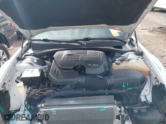 2018 Chrysler 300 S with VIN 2C3CCABG1JH191675, listed as a IAAI auction lot 41727674 with 177,197 mi miles and . Bid and sale history available at DreamBid. Image 10.