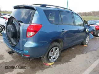 2007 Toyota RAV4 Limited with VIN JTMBD31V176029507, listed as a IAAI auction lot 41828748 with 69,879 mi miles. Bid and sale history available at carsss.com. Image 4.