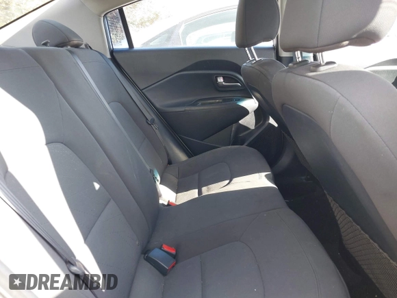 2014 Kia Rio EX z VIN KNADN4A31E6385704, wystawiony jako IAAI lot #41245821 z przebiegiem 130 085 mil mil oraz . Historia ofert i sprzedaży dostępna na DreamBid. Obrazek 8.