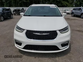 2021 Chrysler Pacifica Touring with VIN 2C4RC1FG5MR500434, listed as a Copart auction lot 59344135 with 45,091 mi miles and Salvage title. Bid and sale history available at DreamBid. Image 5.