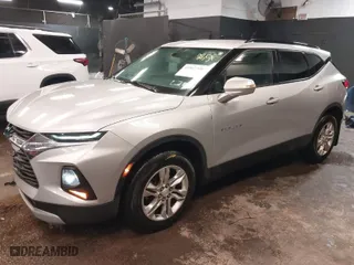 2019 Chevrolet Blazer with VIN 3GNKBGRS8KS694794, listed as a IAAI auction lot 41567799 with 43,005 mi miles. Bid and sale history available at carsss.com. Image 2.
