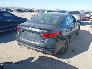 2019 Nissan Altima SL with VIN 1N4BL4EW8KC137862, listed as a IAAI auction lot 41765282 with 54,742 mi miles and . Bid and sale history available at carsss.com. Image 4.