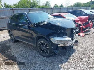 2017 BMW X5 xDrive35i с VIN 5UXKR0C30H0V78761, выставлен на аукционе IAAI как лот 42459700 с пробегом 176 492 миль миль и . История ставок и продаж доступна на DreamBid. Изображение 1.