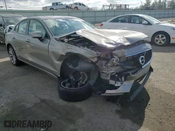 2020 Volvo S60 Momentum with VIN 7JR102FK1LG064926, listed as a Copart auction lot 42684723 with 29,109 mi miles. Bid and sale history available at carsss.com. Image 11.