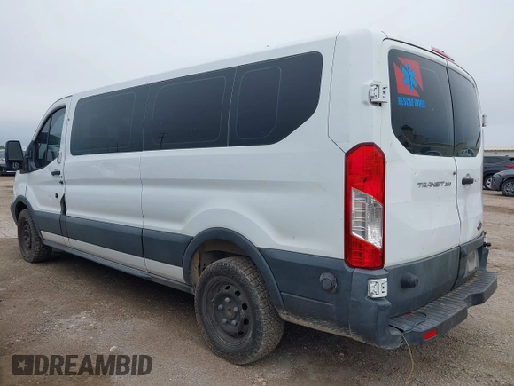 2016 Ford Transit XL z VIN 1FBZX2YM9GKA49741, wystawiony jako IAAI lot #42502394 z przebiegiem 70 321 mil mil oraz . Historia ofert i sprzedaży dostępna na DreamBid. Obrazek 3.