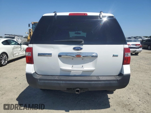 2014 Ford Expedition XL с VIN 1FMJU1G50EEF02576, выставлен на аукционе Copart как лот 55795935 с пробегом 90 920 миль миль и Списание • Salvage title. История ставок и продаж доступна на DreamBid. Изображение 6.
