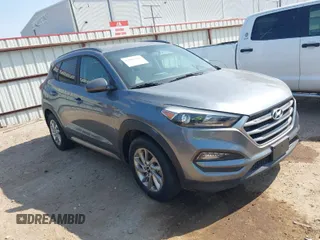 2017 Hyundai Tucson SE Plus with VIN KM8J33A44HU332215, listed as a IAAI auction lot 42055236 with 113,505 mi miles. Bid and sale history available at carsss.com. Image 1.