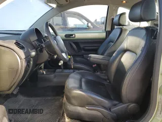 2008 Volkswagen Beetle with VIN 3VWPW21CX8M517278, listed as a Copart auction lot 78936034 with 151,303 mi miles and Salvage Title. Bid and sale history available at DreamBid. Image 7.