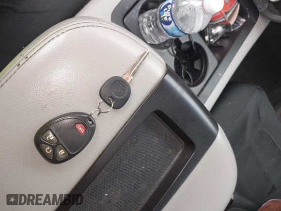 2008 Chevrolet Avalanche LTZ with VIN 3GNFK12348G263981, listed as a IAAI auction lot 41969035 with 246,182 mi miles and . Bid and sale history available at DreamBid. Image 11.