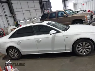 2015 Audi A4 Premium z VIN WAUBFAFL1FN028283, wystawiony jako IAAI lot #41439349 z przebiegiem 121 780 mil mil oraz . Historia ofert i sprzedaży dostępna na DreamBid. Obrazek 13.