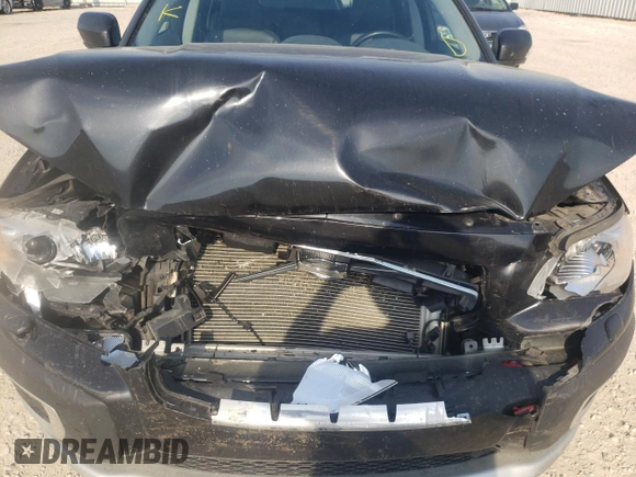 2012 Volvo XC70 T6 with VIN YV4902BZ7C1142890, listed as a Copart auction lot 61232062 with 124,365 mi miles and Salvage Title. Bid and sale history available at DreamBid. Image 7.