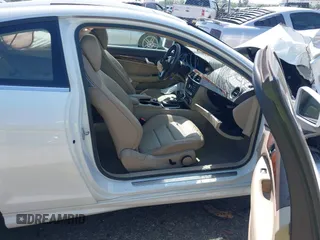 2014 Mercedes-Benz C 250 with VIN WDDGJ4HB1EG252546, listed as a IAAI auction lot 42344922 with 128,970 mi miles and . Bid and sale history available at DreamBid. Image 5.