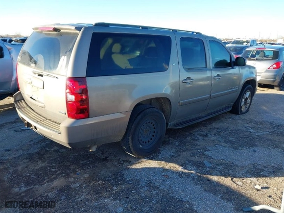 2007 Chevrolet Suburban LS with VIN 1GNFC16037J337224, listed as a IAAI auction lot 41297347 with 256,162 mi miles. Bid and sale history available at carsss.com. Image 4.