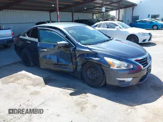 2013 Nissan Altima SL z VIN 1N4AL3AP3DC268298, wystawiony jako IAAI lot #41963733 z przebiegiem 131 459 mil mil oraz . Historia ofert i sprzedaży dostępna na DreamBid. Obrazek 1.