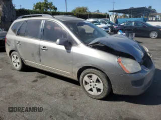 2009 Kia Rondo LX with VIN KNAFG528497221625, listed as a Copart auction lot 75915694 with 245,165 mi miles and Salvage Title. Bid and sale history available at carsss.com. Image 4.