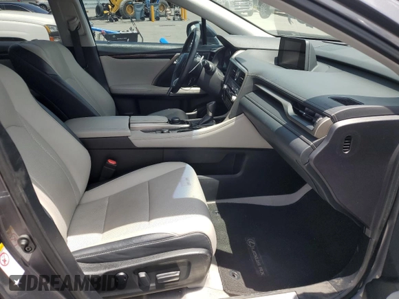 2019 Lexus RX 350 z VIN 2T2ZZMCA1KC134965, wystawiony jako Copart lot #56112715 z przebiegiem 33 944 mil mil oraz Szkoda całkowita • Salvage title. Historia ofert i sprzedaży dostępna na DreamBid. Obrazek 7.
