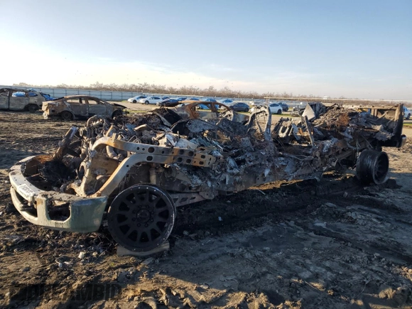2022 Ford F-250 XL z VIN 1FT8W2BT8NED61071, wystawiony jako Copart lot #41695165 z przebiegiem Nie podano mil oraz Nie do naprawy • Non repairable. Historia ofert i sprzedaży dostępna na DreamBid. Obrazek 1.