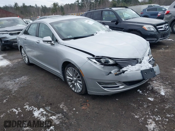 2013 Lincoln MKZ with VIN 3LN6L2J96DR800877, listed as a IAAI auction lot 41256557 with 125,584 mi miles. Bid and sale history available at carsss.com. Image 1.