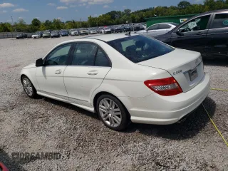 2009 Mercedes-Benz C 300 Sport z VIN WDDGF81X99R084146, wystawiony jako Copart lot #66393903 z przebiegiem 137 435 mil mil oraz Nie do naprawy • Non repairable. Historia ofert i sprzedaży dostępna na DreamBid. Obrazek 2.