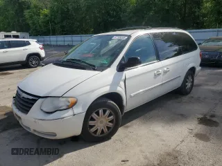 2006 Chrysler Town & Country Touring z VIN 2A8GP54LX6R924447, wystawiony jako Copart lot #57769255 z przebiegiem 147 759 mil mil oraz Szkoda całkowita • Salvage title. Historia ofert i sprzedaży dostępna na DreamBid. Obrazek 1.