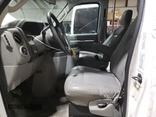 2009 Ford Econoline Cargo Commercial with VIN 1FTSS34L49DA19553, listed as a Copart auction lot 52260275 with 150,846 mi miles and Clean Title. Bid and sale history available at carsss.com. Image 7.