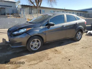 2018 Ford Fiesta SE z VIN 3FADP4BJ1JM147250, wystawiony jako Copart lot #83701864 z przebiegiem 71 619 mil mil oraz Szkoda całkowita • Salvage title. Historia ofert i sprzedaży dostępna na DreamBid. Obrazek 1.