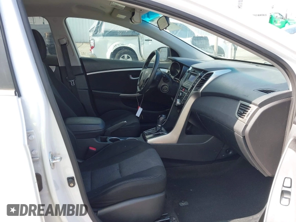 2016 Hyundai Elantra with VIN KMHD35LH5GU282805, listed as a IAAI auction lot 42461015 with 81,241 mi miles and . Bid and sale history available at DreamBid. Image 5.