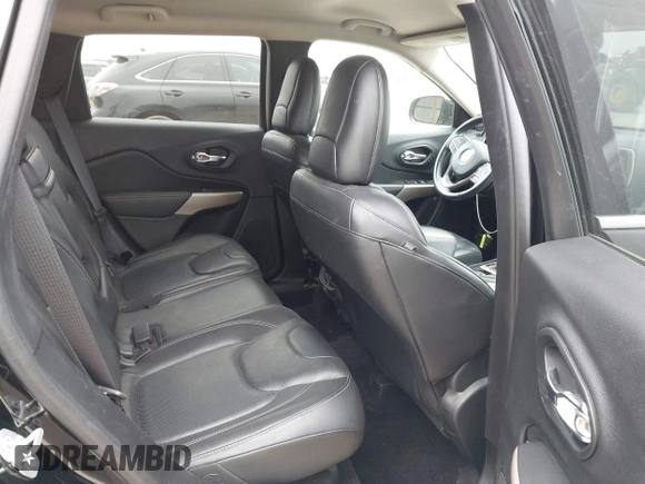 2017 Jeep Cherokee Limited with VIN 1C4PJLDB2HD231916, listed as a IAAI auction lot 41633365 with 112,256 mi miles. Bid and sale history available at carsss.com. Image 8.