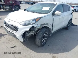 2020 Kia Sportage LX with VIN KNDPMCAC2L7776669, listed as a IAAI auction lot 41810620 with 186,599 mi miles and . Bid and sale history available at carsss.com. Image 6.