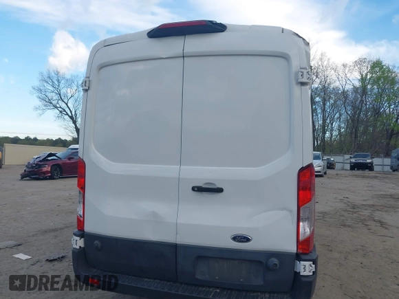 2019 Ford Transit with VIN 1FTYE2CM3KKB32479, listed as a IAAI auction lot 39073951 with Not Provided miles. Bid and sale history available at carsss.com. Image 16.