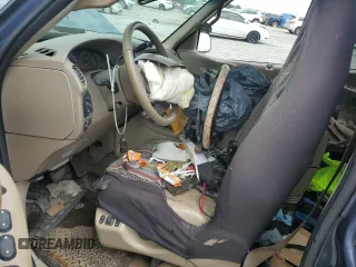 2002 Ford Expedition Eddie Bauer with VIN 1FMRU17L32LA47862, listed as a Copart auction lot 60877275 with Not provided miles and Salvage title. Bid and sale history available at DreamBid. Image 7.