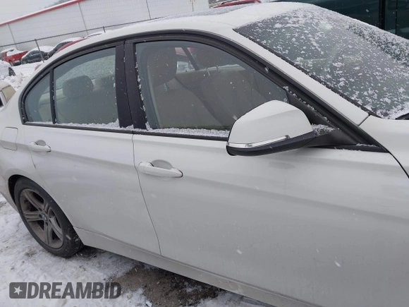 2014 BMW 3 Series 328i with VIN WBA3C1C51EK106435, listed as a IAAI auction lot 41202983 with 142,135 mi miles. Bid and sale history available at carsss.com. Image 13.