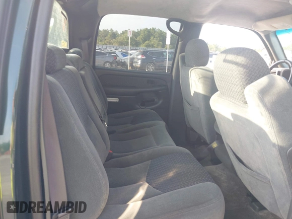 2003 Chevrolet Avalanche with VIN 3GNEC13T93G102820, listed as a IAAI auction lot 42610115 with Not provided miles and . Bid and sale history available at DreamBid. Image 8.