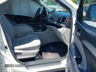 2016 Toyota Highlander XLE z VIN 5TDKKRFHXGS132954, wystawiony jako IAAI lot #42288224 z przebiegiem 153 448 mil mil oraz . Historia ofert i sprzedaży dostępna na DreamBid. Obrazek 5.