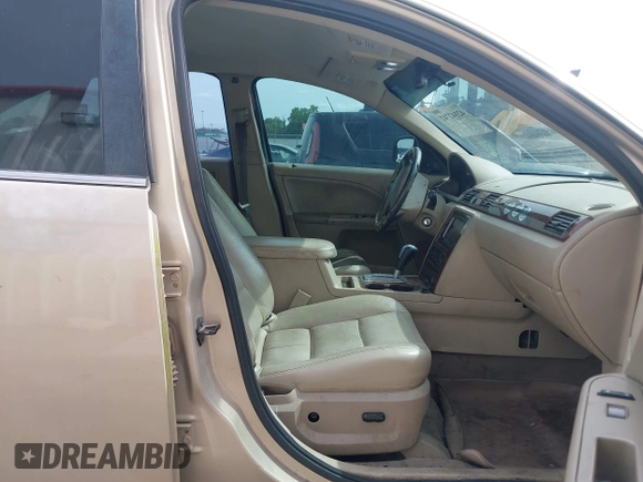 2007 Ford Five Hundred SEL z VIN 1FAFP241X7G119234, wystawiony jako IAAI lot #42142742 z przebiegiem 217 800 mil mil oraz . Historia ofert i sprzedaży dostępna na DreamBid. Obrazek 5.