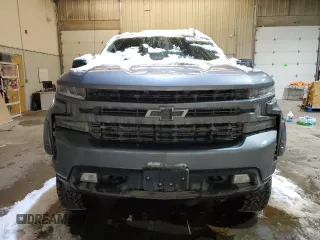 2019 Chevrolet Silverado 1500 RST with VIN 1GCUYEED7KZ160331, listed as a Copart auction lot 43690615 with 125,879 mi miles and Salvage Title. Bid and sale history available at DreamBid. Image 5.