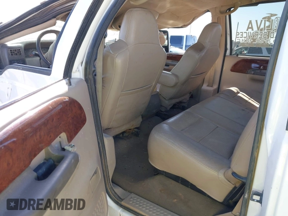 2002 Ford Super Duty F-250 XL with VIN 1FTNW21F42EC30455, listed as a IAAI auction lot 41439201 with 1 mi miles. Bid and sale history available at carsss.com. Image 8.