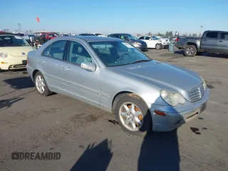 2001 Mercedes-Benz C 320 with VIN WDBRF64J41F033463, listed as a IAAI auction lot 38286733 with 236,726 mi miles and . Bid and sale history available at DreamBid. Image 1.