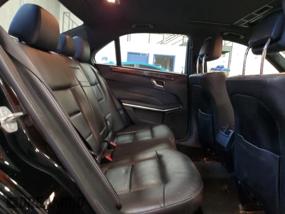 2014 Mercedes-Benz E 350 Luxury with VIN WDDHF8JB2EA983125, listed as a Copart auction lot 53196635 with 170,926 mi miles and Salvage Title. Bid and sale history available at DreamBid. Image 10.