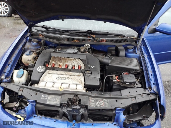 2004 Volkswagen R32 with VIN WVWKG61J74D132122, listed as a Copart auction lot 81585834 with NaN miles and Salvage Title. Bid and sale history available at carsss.com. Image 11.