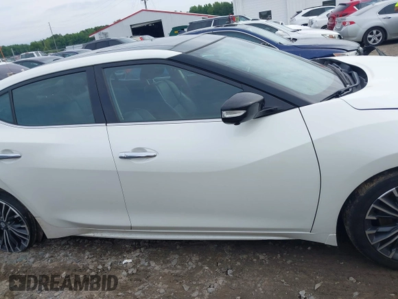 2017 Nissan Maxima SL with VIN 1N4AA6AP2HC421962, listed as a IAAI auction lot 42357374 with 127,450 mi miles and . Bid and sale history available at DreamBid. Image 14.