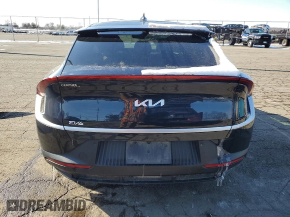 2022 Kia EV6 Light with VIN KNDC34LB5N5044837, listed as a Copart auction lot 45802735 with 48,681 mi miles and Salvage Title. Bid and sale history available at carsss.com. Image 6.