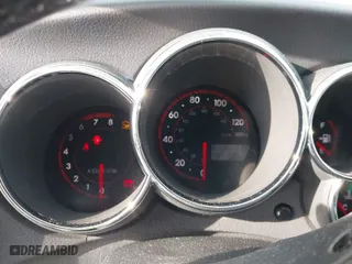 2005 Toyota Matrix STD with VIN 2T1KR32E95C403657, listed as a IAAI auction lot 41783681 with 204,710 mi miles. Bid and sale history available at carsss.com. Image 7.