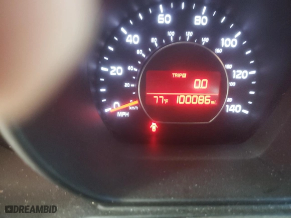2015 Kia Soul with VIN KNDJN2A29F7224594, listed as a Copart auction lot 52128035 with 100,086 mi miles and Clean Title. Bid and sale history available at carsss.com. Image 9.