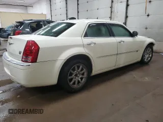 2009 Chrysler 300 with VIN 2C3KA63T59H633962, listed as a Copart auction lot 62899464 with 117,211 mi miles and Clean Title. Bid and sale history available at carsss.com. Image 3.
