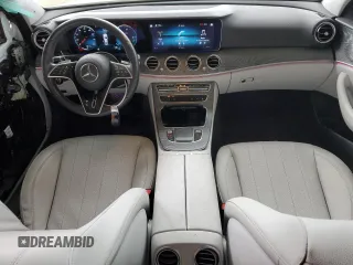 2022 Mercedes-Benz E 350 with VIN W1KZF8DB7NB050539, listed as a Copart auction lot 51081345 with 49,258 mi miles and Salvage Title. Bid and sale history available at DreamBid. Image 8.