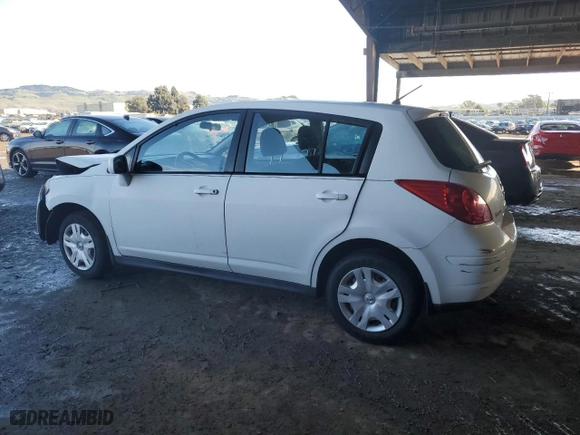 2010 Nissan Versa 1.8 S with VIN 3N1BC1CP0AL411727, listed as a Copart auction lot 44470235 with 83,338 mi miles and Clean Title. Bid and sale history available at carsss.com. Image 2.