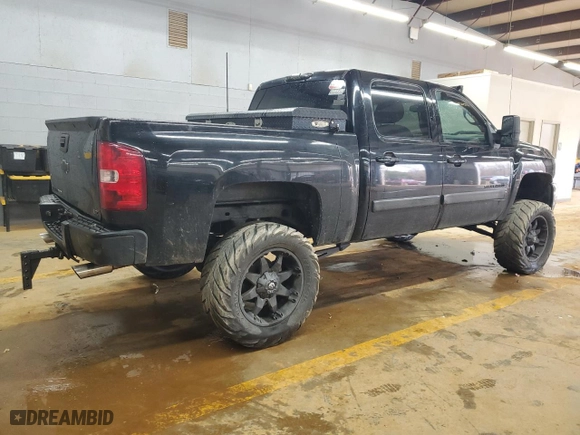 2008 Chevrolet Silverado 1500 LTZ with VIN 3GCEK13M88G113769, listed as a Copart auction lot 47800795 with 0 mi miles and Salvage Title. Bid and sale history available at carsss.com. Image 3.