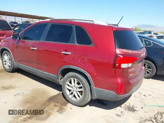 2014 Kia Sorento LX with VIN 5XYKT4A6XEG483251, listed as a IAAI auction lot 41987309 with 237,559 mi miles. Bid and sale history available at carsss.com. Image 3.